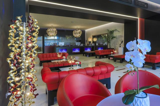 أوتل جليمور