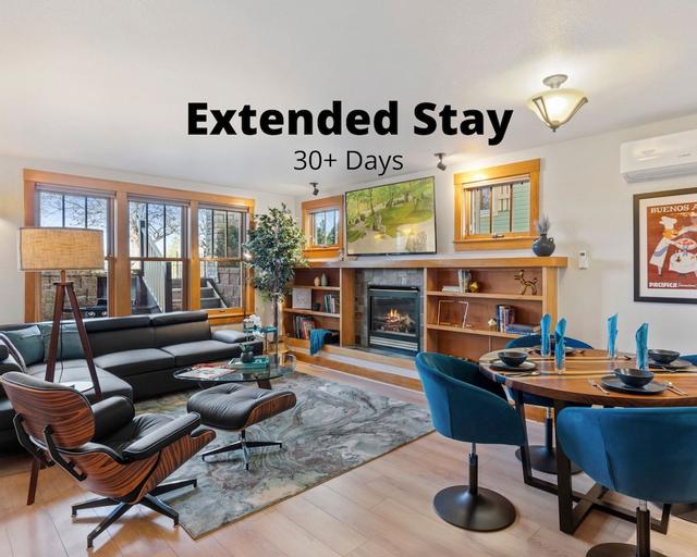 Sleek Condo - Near Park, Poudre River and Old Town