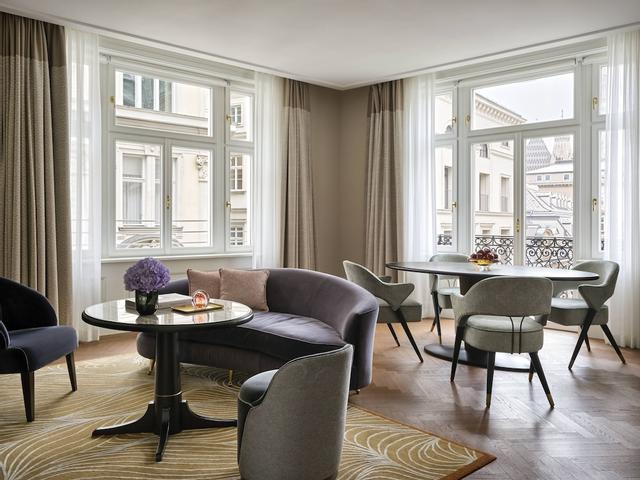 Rosewood Vienna