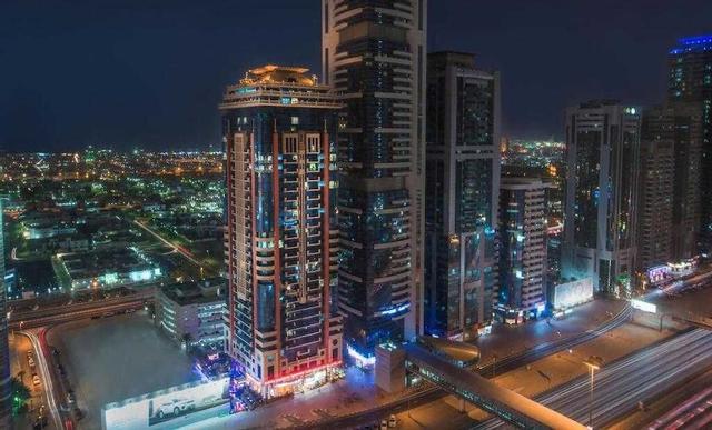 Emirates Grand Hotel Opposite DIFC