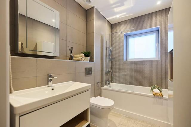 The Wembley Park Arms - Modern 2bdr Flat With Parking Balcony