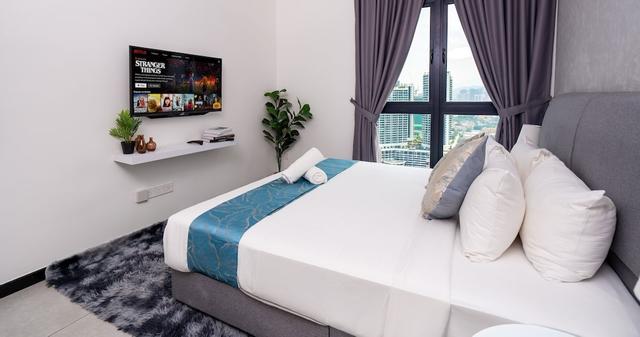 Neu Suites 3rdNvenue by Perfect Host