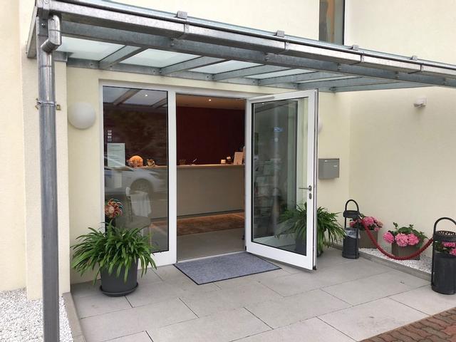 كرايخجاو هوتل