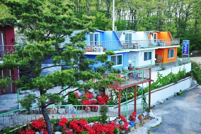 ستار سونج بنسيون