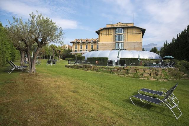 سيلكين فيا دي لاجوارديا