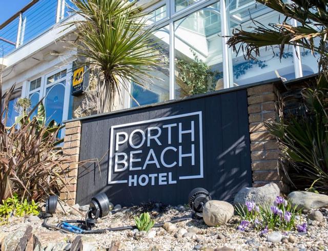 Porth Beach Hotel