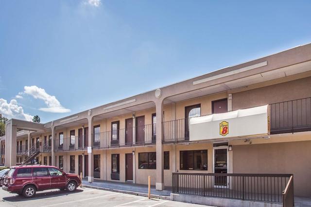 سوبر 8 باي ويندام كامب سبرينجز/أندروز أير فورس بيز واشنطن دي سي أريا