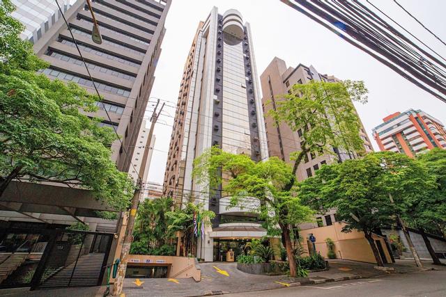 سيكلين فاريا ليما إيتيم