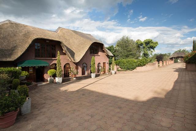 آولز لوفت جيست هاوس