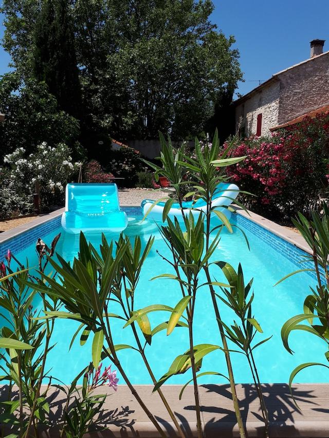 إين بارونتيز بور ديو