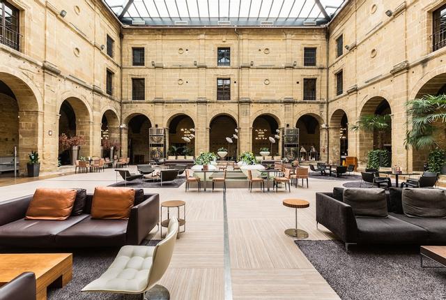 يوروستارز لوس أجوستينوس