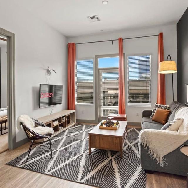 Modern Town Lake Cozysuites