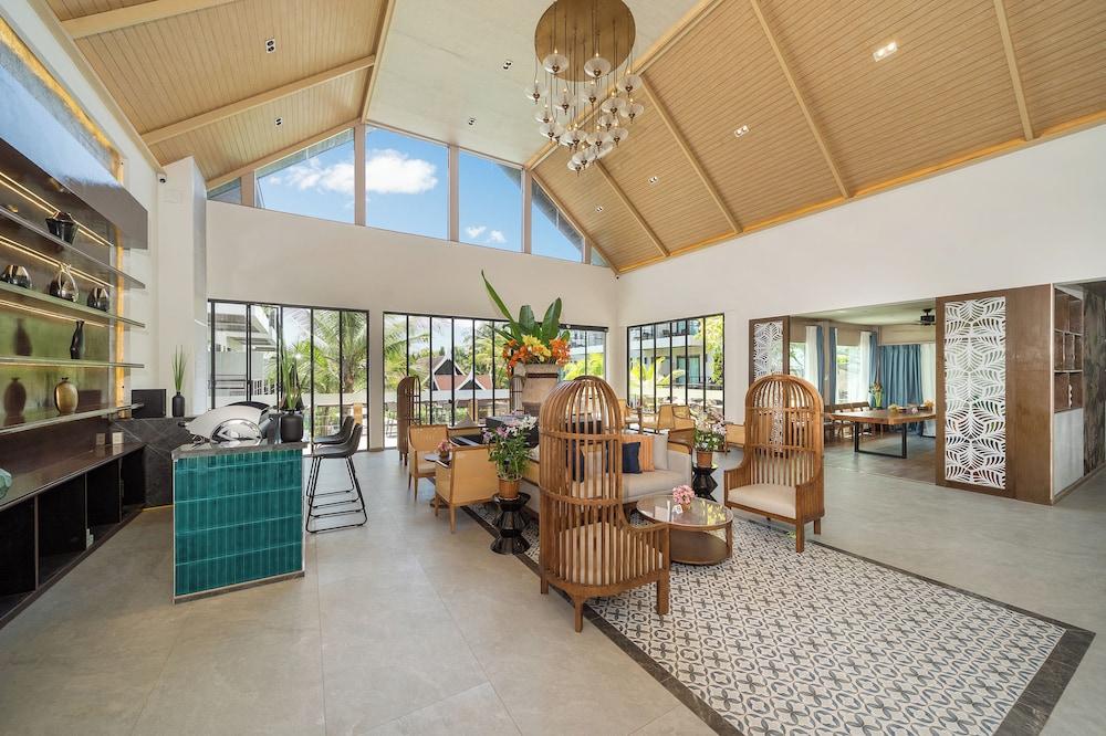 هوارد جونسون باي ويندام فوكيت نايانج