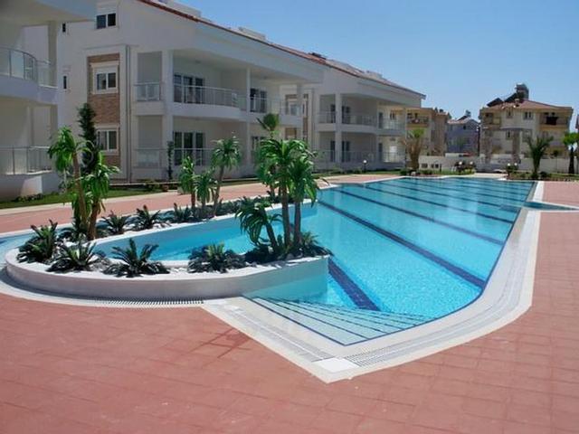 Room in Apartment - Mirage C1 - Beautiful Ground Floor 2 bed Home in Side